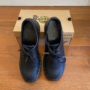 Dr. Martens Amory Heeled Oxford 7